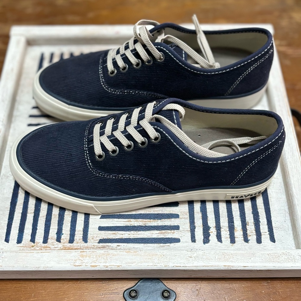 SeaVees | Legend Sneaker Cordies | Men’s Size 7.5 | Corduroy